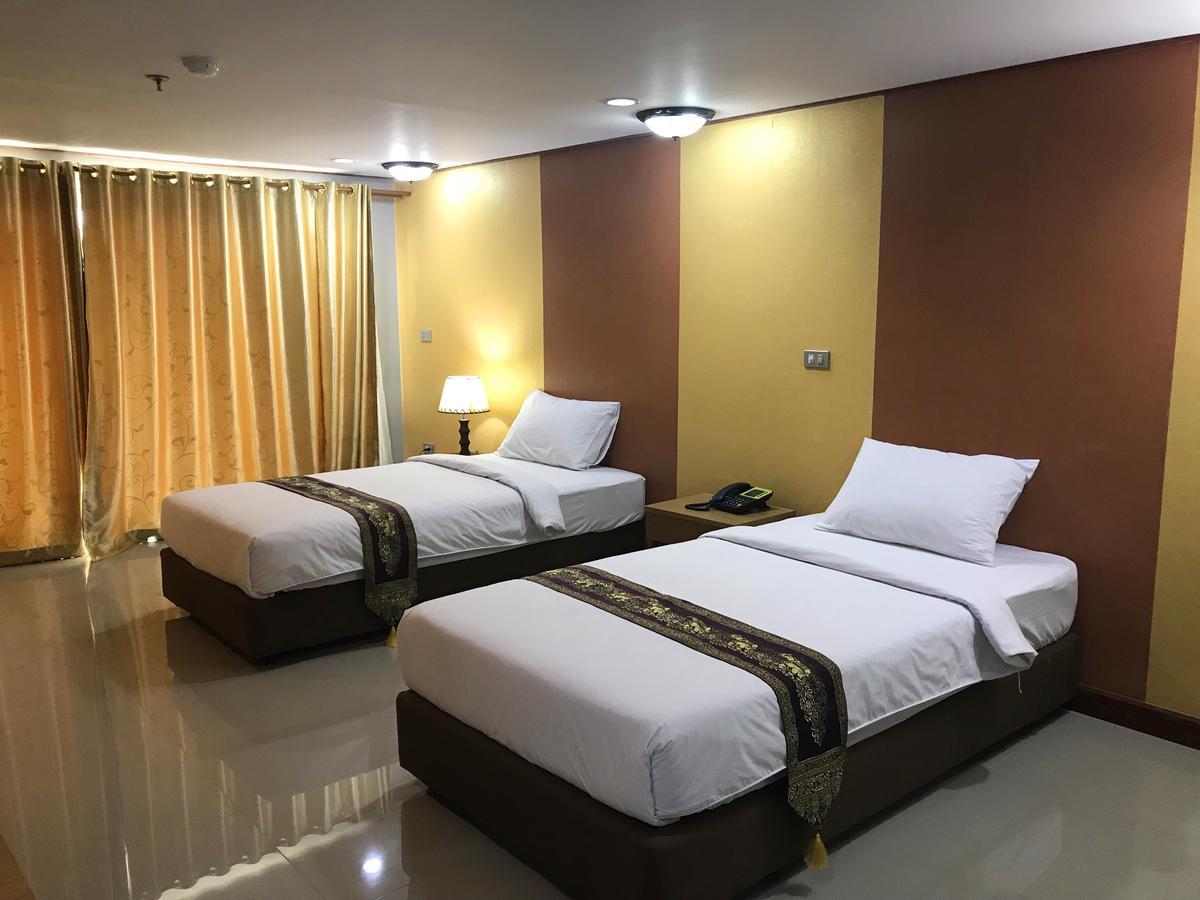Toh Buk Seng Ayutthaya Hotel Exterior photo